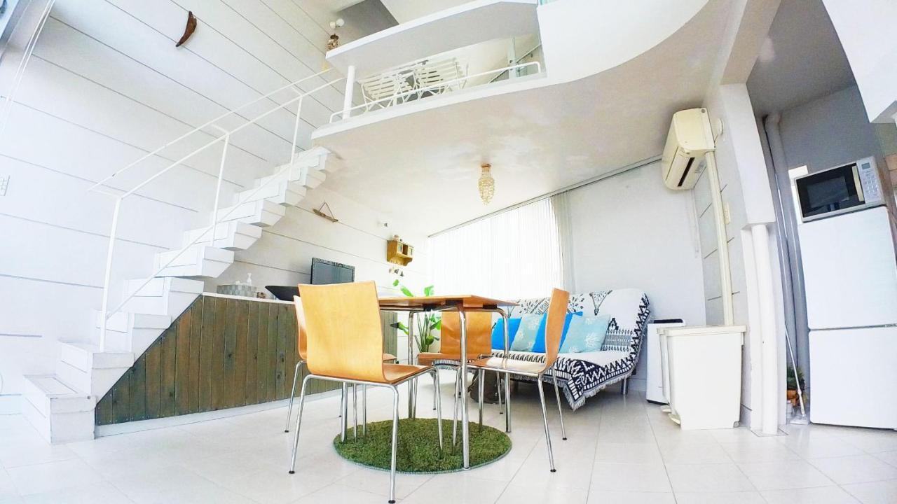 Apartmán Coral Garden 7 Pools Yomitan Exteriér fotografie